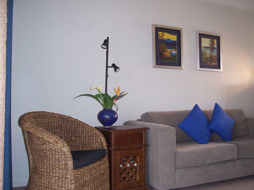 Snells Beach Motel Esterno foto