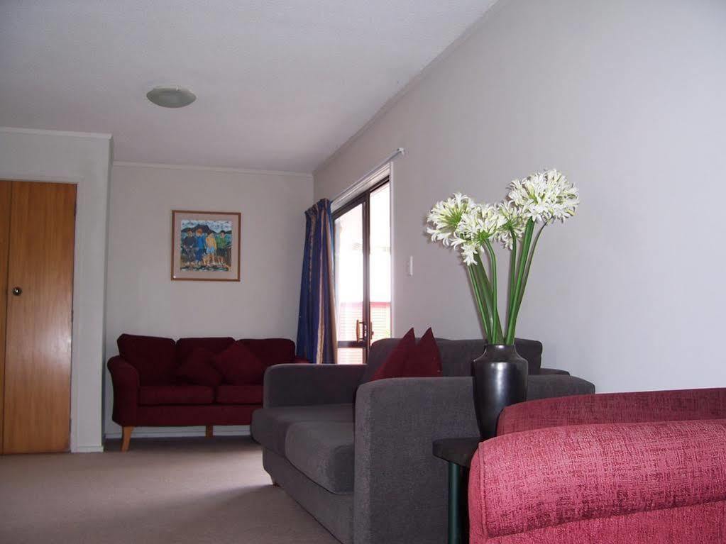 Snells Beach Motel Esterno foto